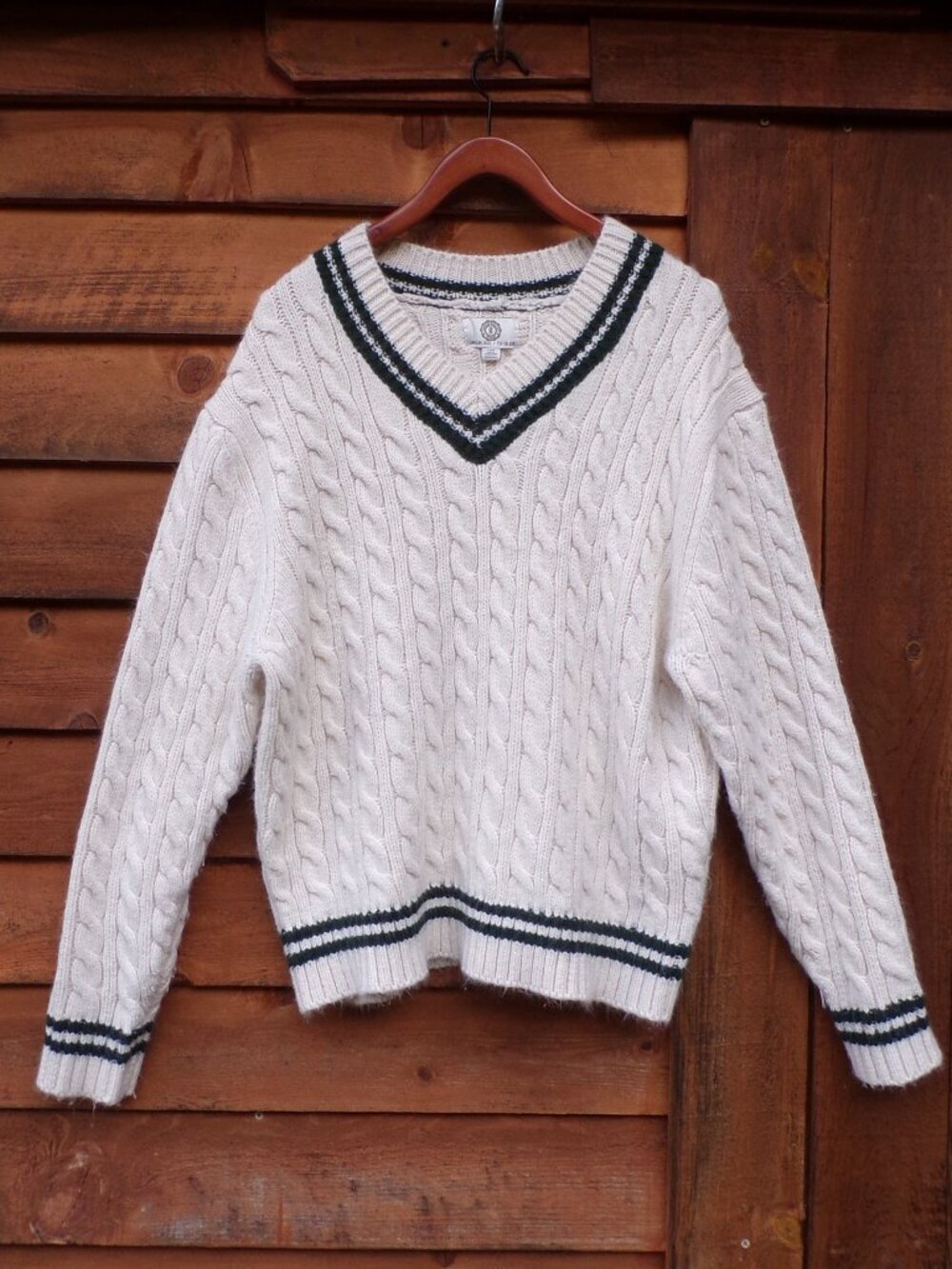 American Eagle x Tru Kolors Chunky Cable Knit Sweater Women's Large V- Neck